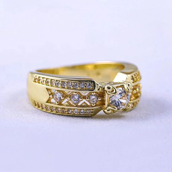 💥14K Gold Plated Beautiful Fashionable CZ Ring, GPMB1496 - Picture 3 of 8
